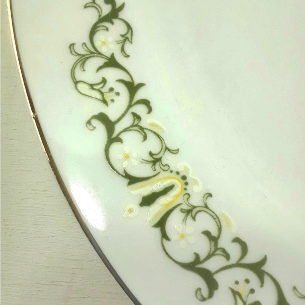Bell Flower 2999 Fine China Japan Oval Platter, Green Scrolls, Gold Trim - Picture 2 of 4